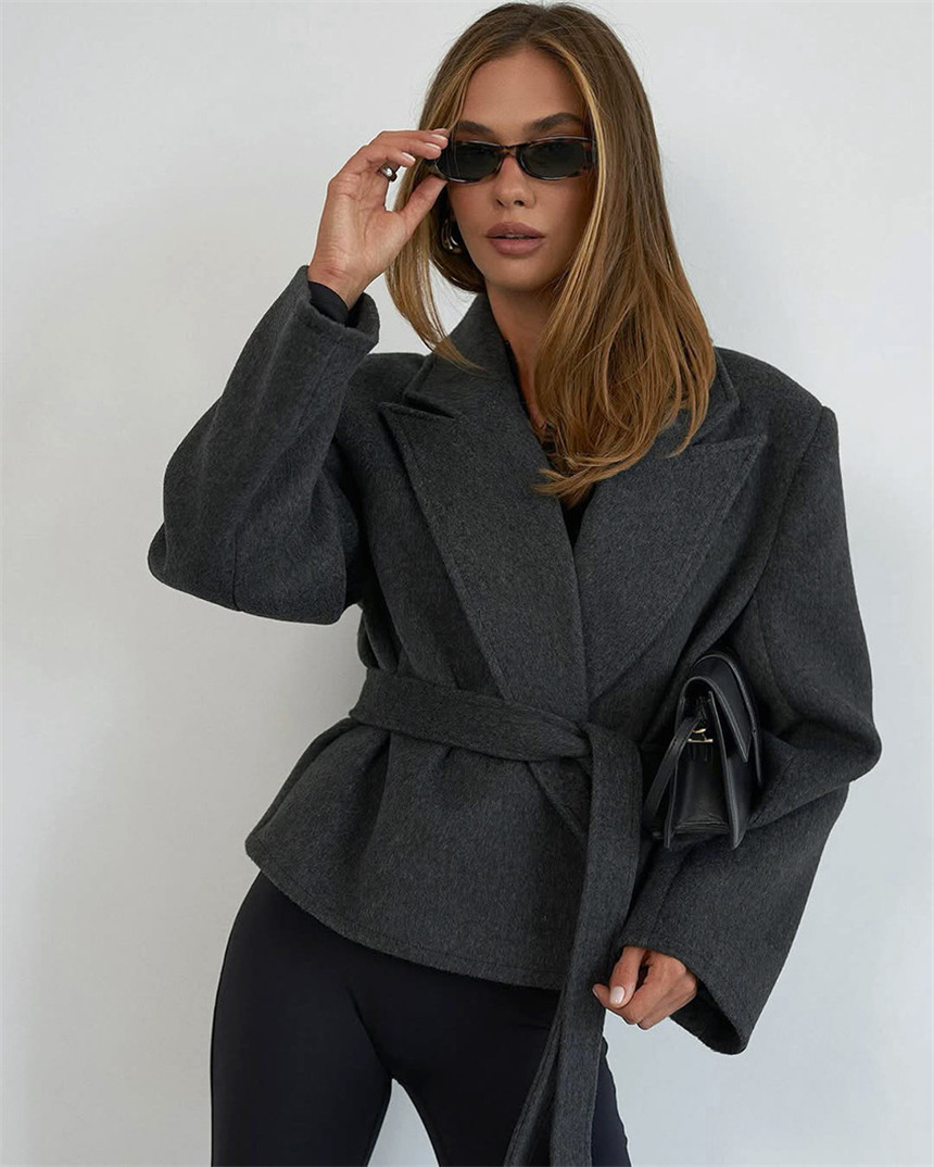 Blazer court en laine pour fem - Street Fashion High End avis et prix